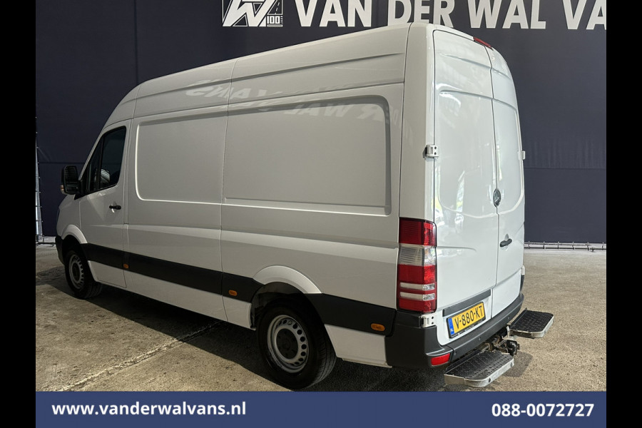 Mercedes-Benz Sprinter 316 CDI 164pk L2H2 Euro6 Airco | 2800kg trekhaak | Cruisecontrol Parkeersensoren