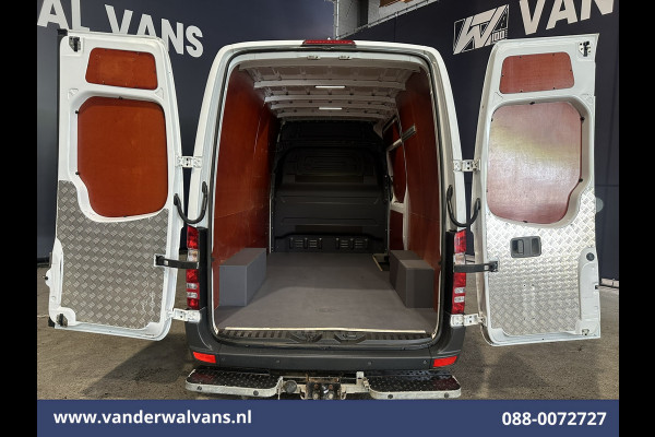 Mercedes-Benz Sprinter 316 CDI 164pk L2H2 Euro6 Airco | 2800kg trekhaak | Cruisecontrol Parkeersensoren