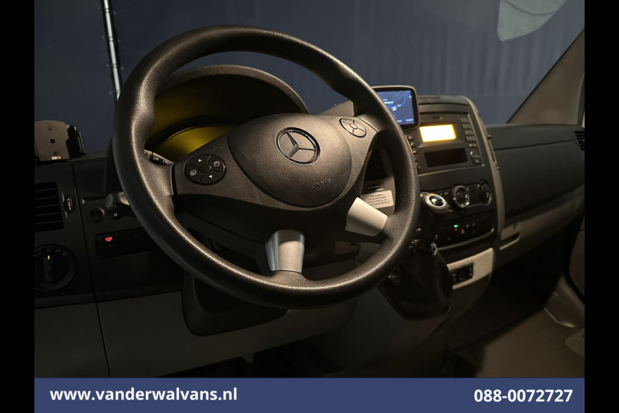 Mercedes-Benz Sprinter 316 CDI 164pk L2H2 Euro6 Airco | 2800kg trekhaak | Cruisecontrol Parkeersensoren