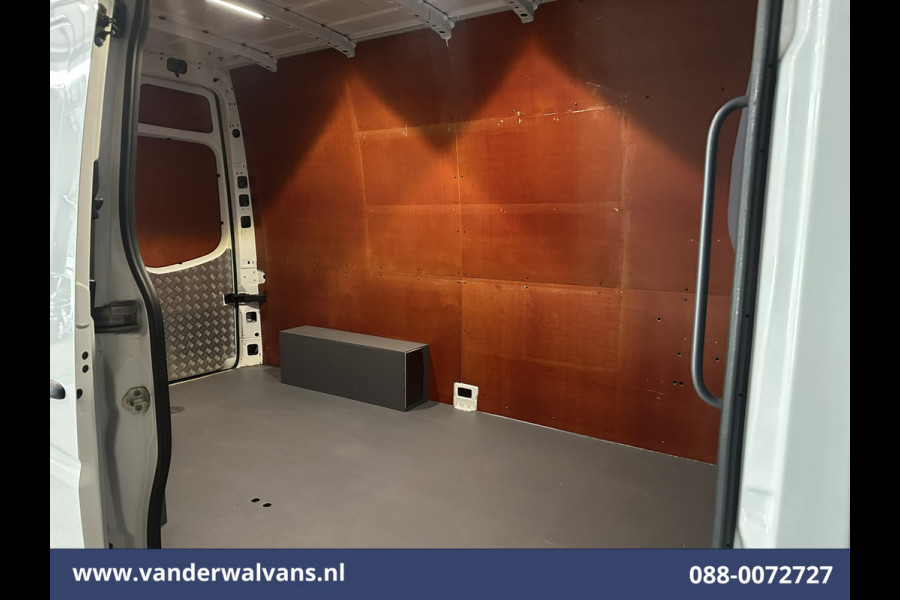 Mercedes-Benz Sprinter 316 CDI 163 pk L2H2 Euro6 Airco | 2800kg trekhaak | Navigatie | Cruisecontrol Parkeersensoren Mercedes-Benz Sprinter 316 CDI 163 pk L2H2 Euro6 Airco | 2800kg trekhaak | Navigatie | Cruisecontrol Parkeersensoren