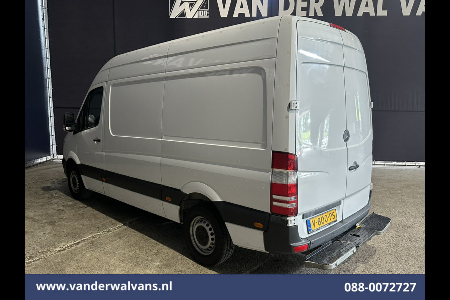 Mercedes-Benz Sprinter 316 CDI 163pk L2H2 Euro6 Airco | 2800kg trekhaak | Cruisecontrol | Parkeersensoren zijdeur