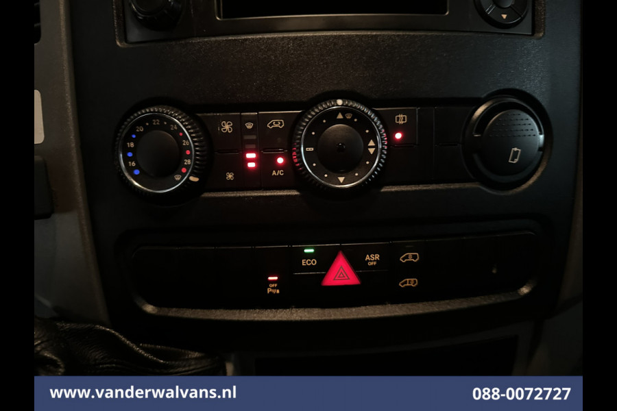 Mercedes-Benz Sprinter 316 CDI 163pk L2H2 Euro6 Airco | 2800kg trekhaak | Cruisecontrol | Parkeersensoren zijdeur