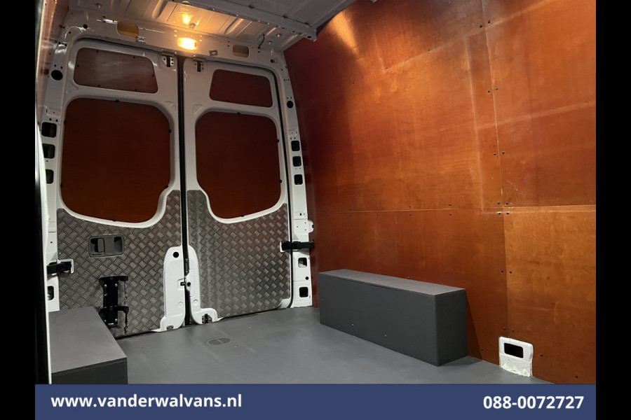 Mercedes-Benz Sprinter 316 CDI 163pk L2H2 Euro6 Airco | 2800kg trekhaak | Cruisecontrol | Parkeersensoren zijdeur