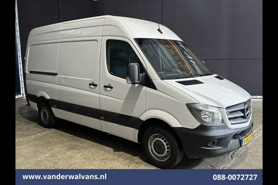 Mercedes-Benz Sprinter 316 CDI 163pk L2H2 Euro6 Airco | 2800kg trekhaak | Cruisecontrol | Parkeersensoren zijdeur