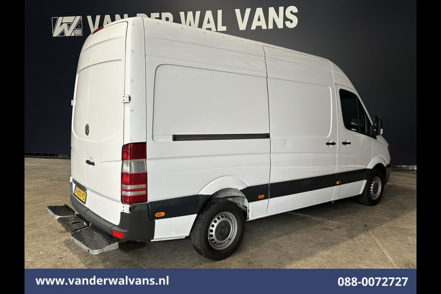 Mercedes-Benz Sprinter 316 CDI 163pk L2H2 Euro6 Airco | 2800kg trekhaak | Cruisecontrol | Parkeersensoren zijdeur