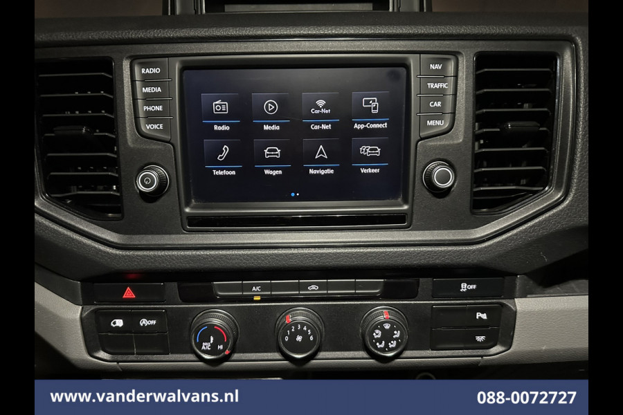 Volkswagen Crafter 2.0 TDI 141pk L3H2 L2H1 Euro6 Airco | Camera | Navigatie | 3000kg trekhaak Apple Carplay, Android Auto, Parkeersensoren, Bijrijdersbank