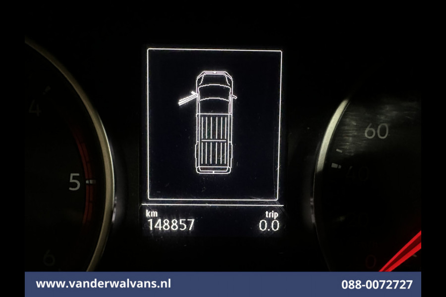 Volkswagen Crafter 2.0 TDI 141pk L3H2 L2H1 Euro6 Airco | Camera | Navigatie | 3000kg trekhaak Apple Carplay, Android Auto, Parkeersensoren, Bijrijdersbank
