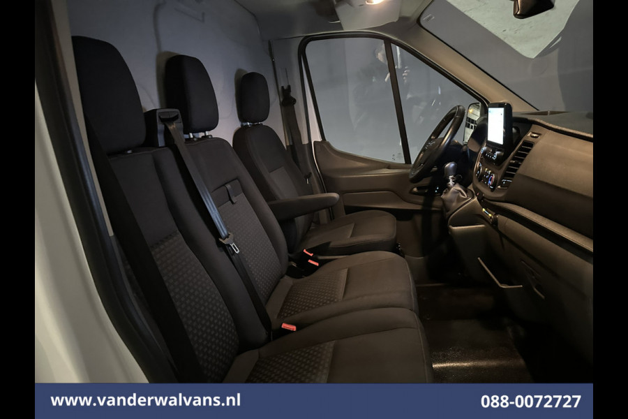 Ford Transit 2.0 TDCI 131pk L3H2 Euro6 ** Airco | Navigatie | Camera | Cruisecontrol | Apple Carplay | Stoelverwarming Android Auto, Parkeersensoren, Verwarmde voorruit, Bijrijdersbank