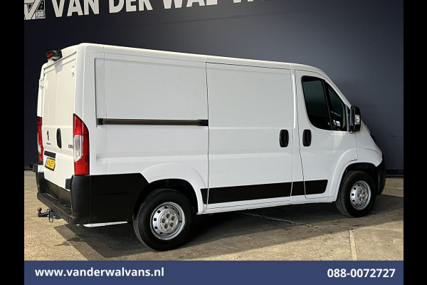 Peugeot Boxer 2.2 BlueHDi 120pk L1H1 Euro6 ** Airco | Camera | Navigatie | Trekhaak | Cruisecontrol Parkeersensoren, Bijrijdersbank