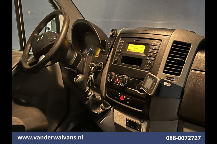 Mercedes-Benz Sprinter 316 CDI 163pk L2H2 Euro6 Airco | Cruisecontrol | 2800kg Trekhaak Parkeersensoren