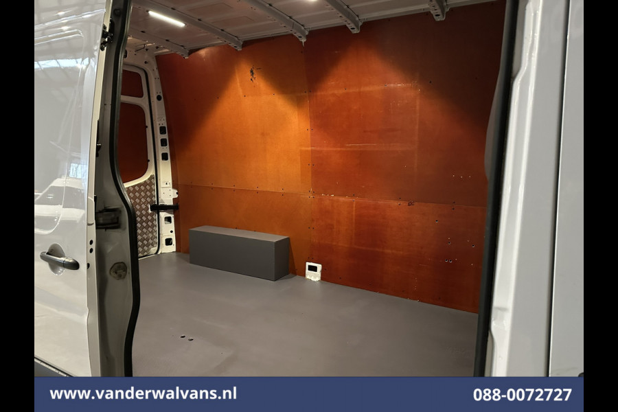 Mercedes-Benz Sprinter 316 CDI 163pk L2H2 Euro6 Airco | Cruisecontrol | 2800kg Trekhaak Parkeersensoren