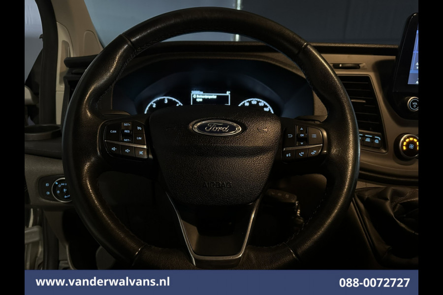Ford Transit Custom 2.0 TDCI 130pk L1H1 Euro6 Airco | Camera | LED | Cruisecontrol | Apple Carplay | 2500kg Trekhaak Android Auto, Parkeersensoren, Stoelverwarming, Verwarmde voorruit, Bijrijdersbank