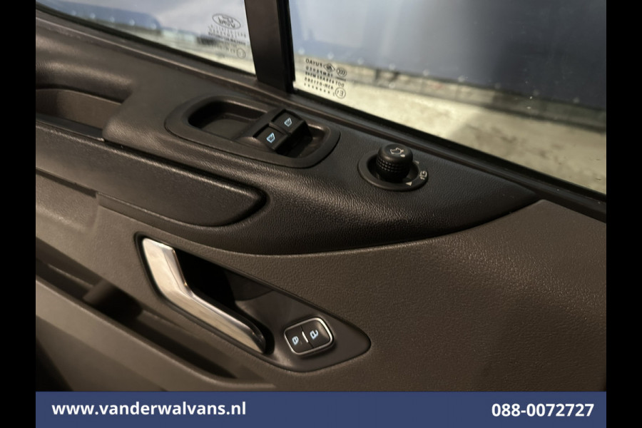 Ford Transit Custom 2.0 TDCI 130pk L1H1 Euro6 Airco | Camera | LED | Cruisecontrol | Apple Carplay | 2500kg Trekhaak Android Auto, Parkeersensoren, Stoelverwarming, Verwarmde voorruit, Bijrijdersbank