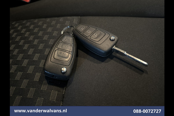 Ford Transit Custom 2.0 TDCI 130pk L1H1 Euro6 Airco | Camera | LED | Cruisecontrol | Apple Carplay | 2500kg Trekhaak Android Auto, Parkeersensoren, Stoelverwarming, Verwarmde voorruit, Bijrijdersbank