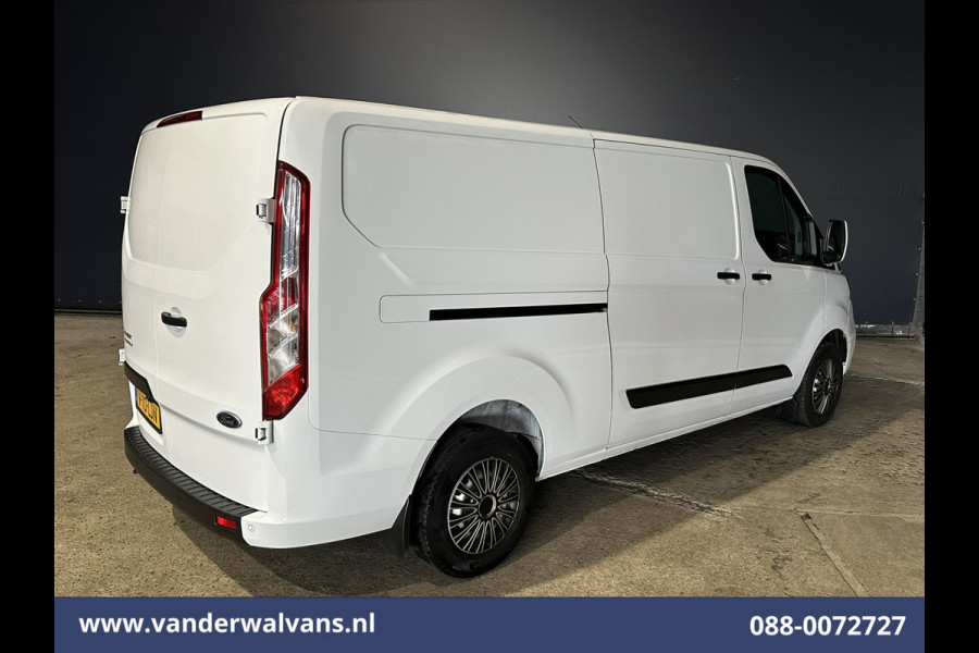 Ford Transit Custom 2.0 TDCI L2H1 Euro6 Airco | Camera | Navigatie | LED | Apple Carplay | Cruisecontrol Android Auto, Verwarmde voorruit, Parkeersensoren, Bijrijdersbank, 2670kg trekvermogen