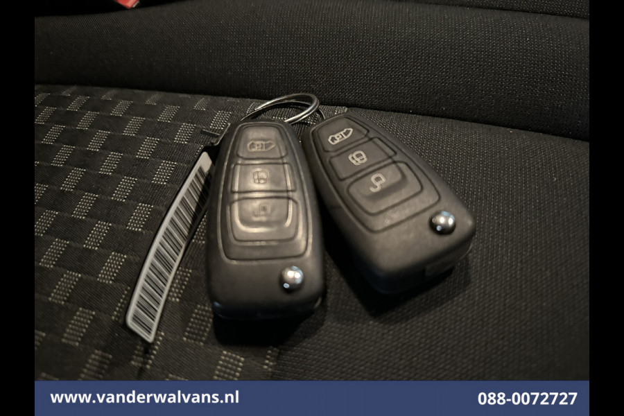 Ford Transit Custom 2.0 TDCI L2H1 Euro6 Airco | Camera | Navigatie | LED | Apple Carplay | Cruisecontrol Android Auto, Verwarmde voorruit, Parkeersensoren, Bijrijdersbank, 2670kg trekvermogen