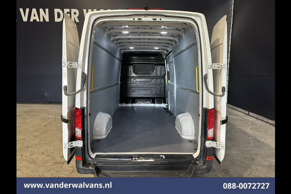 Volkswagen Crafter 2.0 TDI 141pk L4H3 L3H2 Euro6 Airco | Camera | Apple Carplay | Android Auto | Parkeersensoren Bijrijdersbank, 3000kg trekvermogen