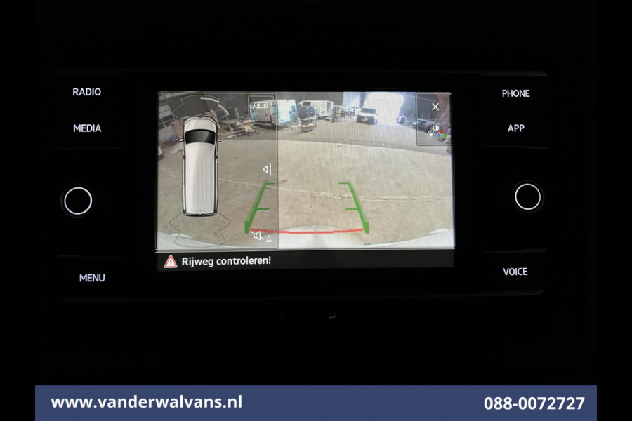 Volkswagen Crafter 2.0 TDI 141pk L4H3 L3H2 Euro6 Airco | Camera | Apple Carplay | Android Auto | Parkeersensoren Bijrijdersbank, 3000kg trekvermogen