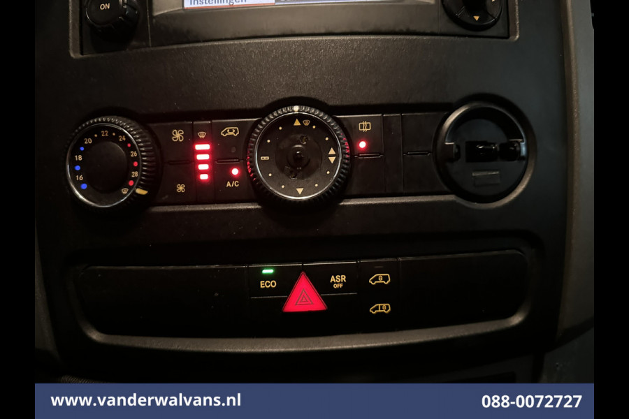 Mercedes-Benz Sprinter 316 CDI 163 pk L2H2 Euro6 Airco | Omvormer | Camera | 2800kg Trekhaak Cruisecontrol, Chauffeursstoel
