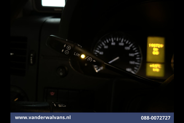 Mercedes-Benz Sprinter 316 CDI 163 pk L2H2 Euro6 Airco | Omvormer | Camera | 2800kg Trekhaak Cruisecontrol, Chauffeursstoel