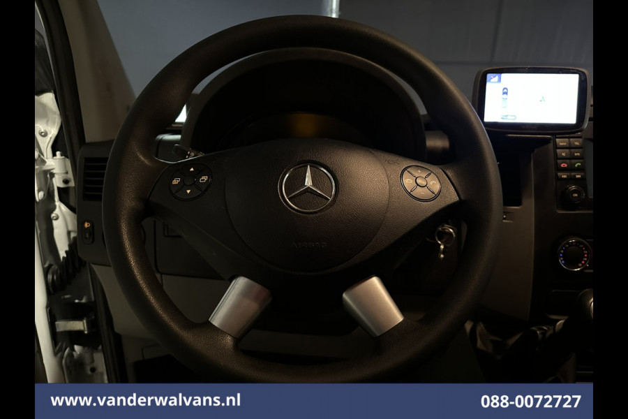 Mercedes-Benz Sprinter 316 CDI 163 pk L2H2 Euro6 Airco | Omvormer | Camera | 2800kg Trekhaak Cruisecontrol, Chauffeursstoel