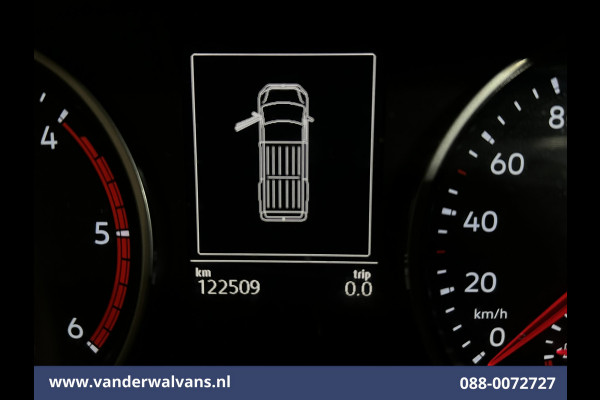 Volkswagen Crafter 2.0 TDI 141pk L3H3 L2H2 Euro6 Airco | Massagestoel | Camera | Apple Carplay | Cruisecontrol Android Auto, Chauffeursstoel