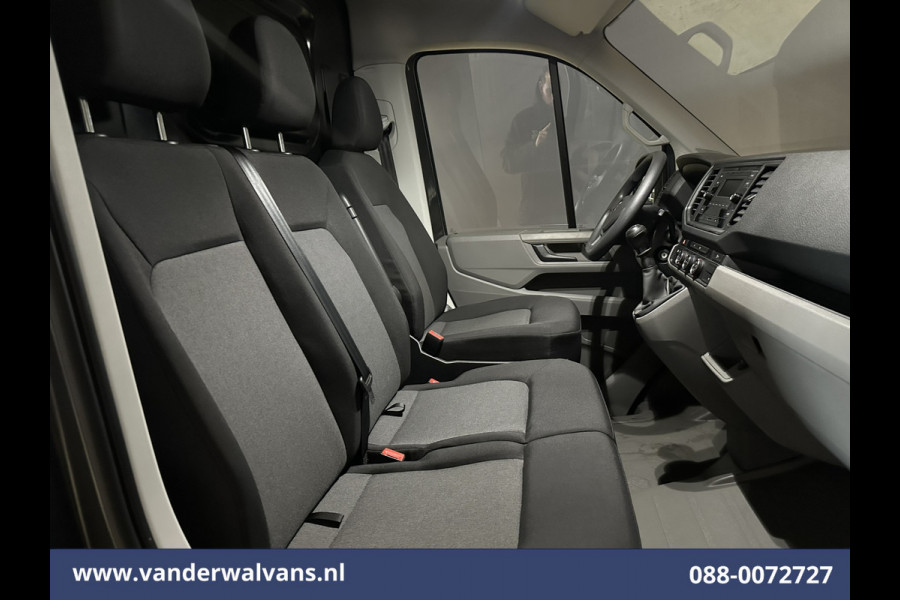 Volkswagen Crafter 2.0 TDI 140pk L3H3 L2H2 Euro6 Airco | Cruisecontrol | 3000kg Trekhaak | Camera Bijrijdersbank