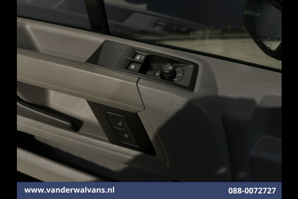 Volkswagen Crafter 2.0 TDI 140pk L3H3 L2H2 Euro6 Airco | Cruisecontrol | 3000kg Trekhaak | Camera Bijrijdersbank