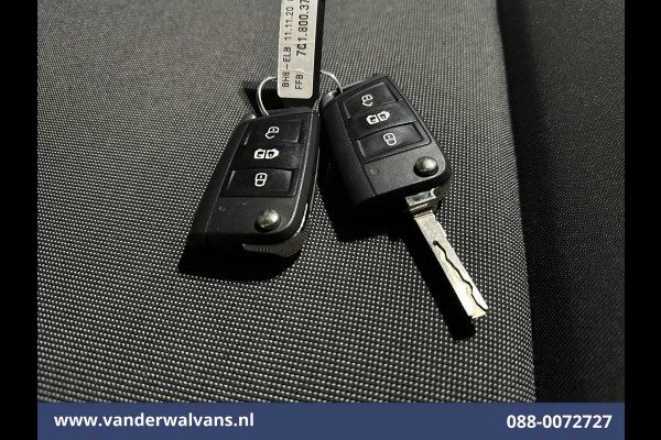 Volkswagen Crafter 2.0 TDI 140pk L3H3 L2H2 Euro6 Airco | Cruisecontrol | 3000kg Trekhaak | Camera Bijrijdersbank