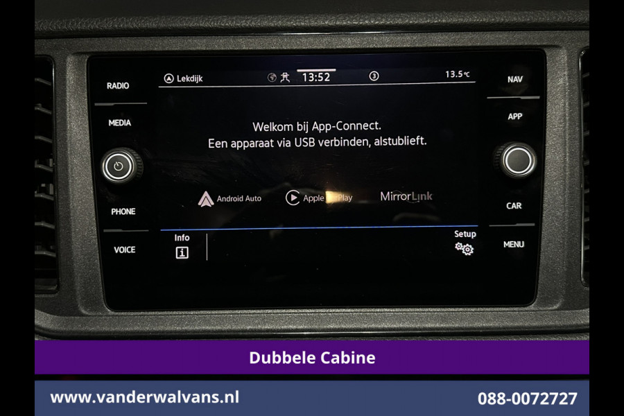 Volkswagen Crafter 2.0 TDI 140 pk Pick up Open laadbak Dubbele Cabine Euro6 Airco | 7-Zits | Navigatie | 2800kg Trekhaak Apple Carplay, Android Auto, Cruisecontrol, Chauffeursstoel
