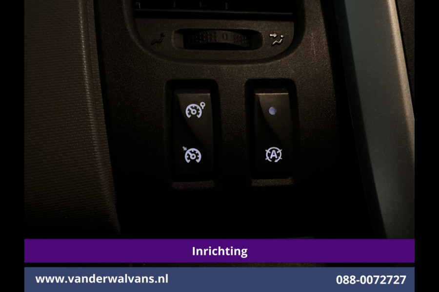 Renault Trafic 1.6 dCi L2H1 inrichting Euro6 Airco | Imperiaal | Trekhaak | Navigatie | Parkeersensoren | Bijrijdersbank Cruisecontrol