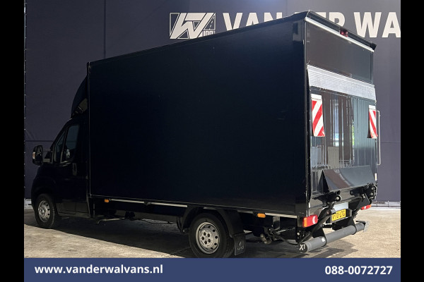 Peugeot Boxer 2.0 BlueHDI 141pk Bakwagen Laadklep Euro6 Airco | Camera | Cruisecontrol | Chauffeursstoel Bijrijdersbank