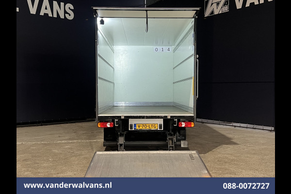 Peugeot Boxer 2.0 BlueHDI 141pk Bakwagen Laadklep Euro6 Airco | Camera | Cruisecontrol | Chauffeursstoel Bijrijdersbank