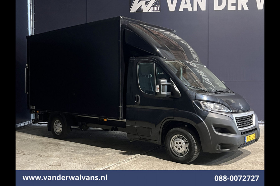 Peugeot Boxer 2.0 BlueHDI 141pk Bakwagen Laadklep Euro6 Airco | Camera | Cruisecontrol | Chauffeursstoel Bijrijdersbank