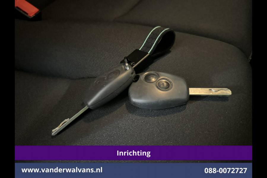 Renault Trafic 1.6 dCi L2H1 inrichting Euro6 Airco | Imperiaal | Navigatie | Cruisecontrol | Parkeersensoren trekhaak, bijrijdersbank