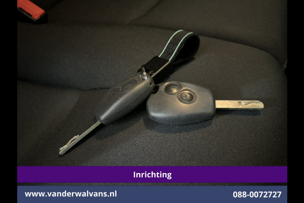 Renault Trafic 1.6 dCi L2H1 inrichting Euro6 Airco | Imperiaal | Navigatie | Cruisecontrol | Parkeersensoren trekhaak, bijrijdersbank