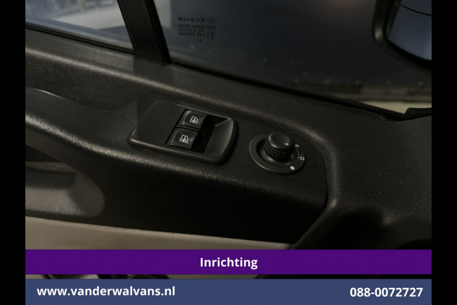 Renault Trafic 1.6 dCi L2H1 inrichting Euro6 Airco | Imperiaal | Navigatie | Cruisecontrol | Parkeersensoren trekhaak, bijrijdersbank