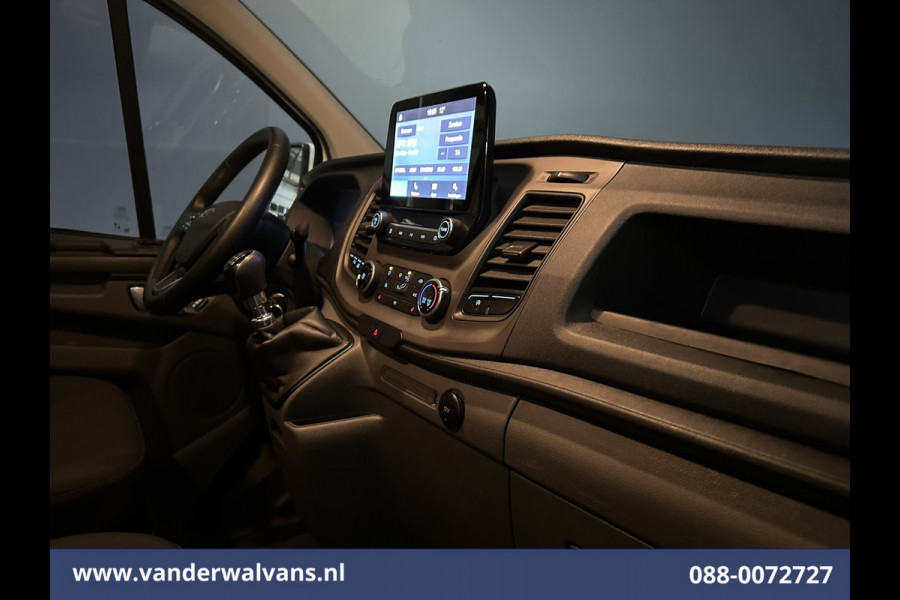 Ford Transit Custom 2.0 TDCI 130 pk L2H1 Euro6 Airco | Android Auto | Cruisecontrol | Multimedia scherm | Parkeersensoren Verwarmde voorruit, Stoelverwarming, 2800kg trekvermogen, Bijrijdersbank