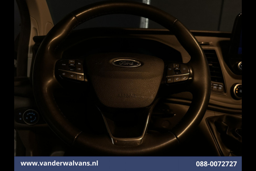 Ford Transit Custom 2.0 TDCI 130pk L2H1 Euro6 Airco | Camera | Navigatie | LED | Apple Carplay | Android Auto Cruisecontrol, Stoelverwarming, Verwarmde voorruit, Parkeersensoren, Bijrijdersbank, 2800kg trekvermogen