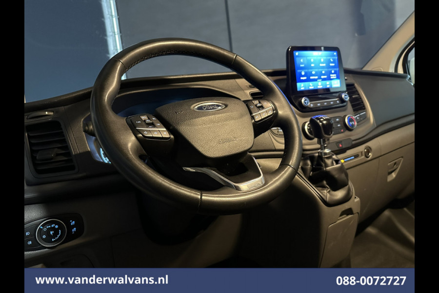 Ford Transit Custom 2.0 TDCI 130pk L2H1 Euro6 Airco | Camera | Navigatie | LED | Apple Carplay | Android Auto Cruisecontrol, Stoelverwarming, Verwarmde voorruit, Parkeersensoren, Bijrijdersbank, 2800kg trekvermogen