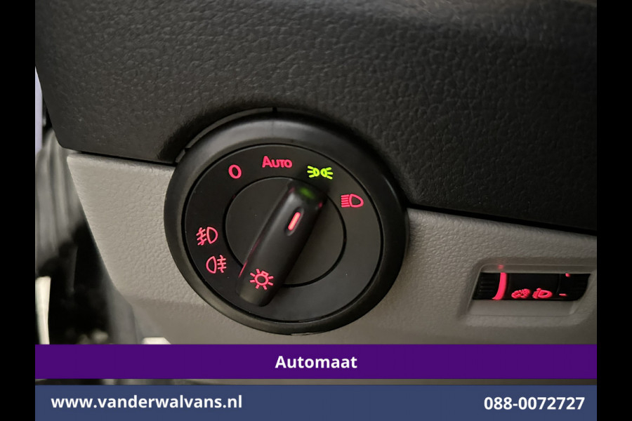 Volkswagen Transporter 2.0 TDI 150pk Automaat L2H1 Inrichting Euro6 Airco | Navigatie | LM Velgen | 2500kg Trekhaak Verwarmde voorruit, Cruisecontrol