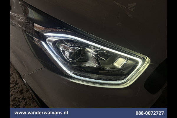 Ford Transit Custom 2.0 TDCI L2H1 Euro6 Airco | Navigatie | Camera | LED | Cruisecontrol | Verwarmde voorruit 2800kg trekvermogen, Stoelverwarming, Parkeersensoren, Bijrijdersbank