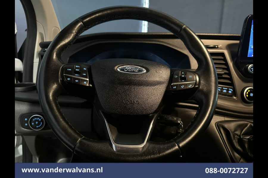 Ford Transit Custom 2.0 TDCI L2H1 Euro6 Airco | Navigatie | Camera | LED | Cruisecontrol | Verwarmde voorruit 2800kg trekvermogen, Stoelverwarming, Parkeersensoren, Bijrijdersbank