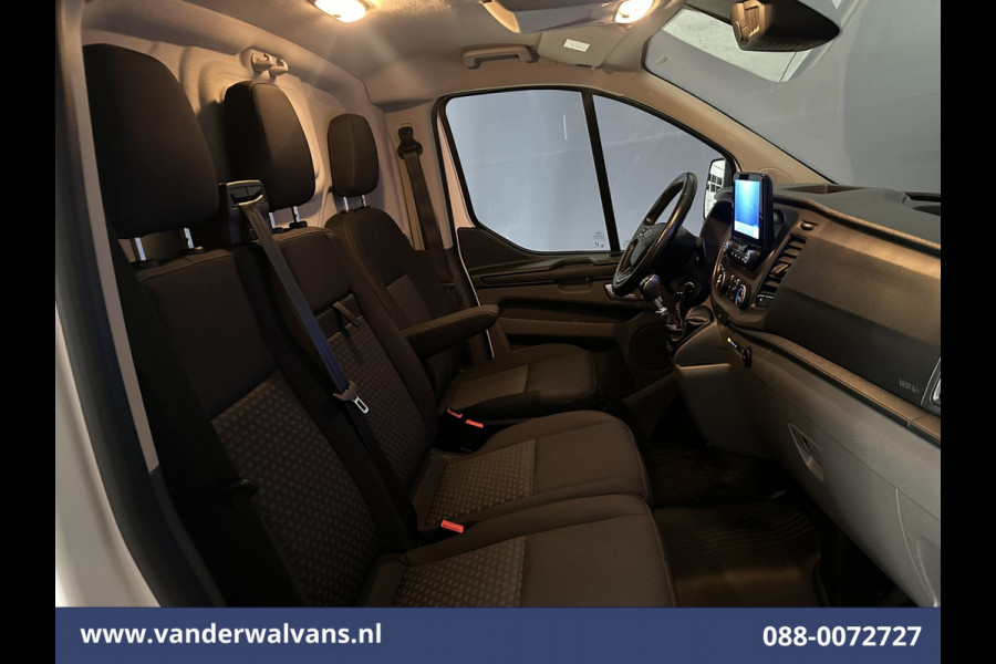 Ford Transit Custom 2.0 TDCI L2H1 Euro6 Airco | Navigatie | Camera | LED | Cruisecontrol | Verwarmde voorruit 2800kg trekvermogen, Stoelverwarming, Parkeersensoren, Bijrijdersbank