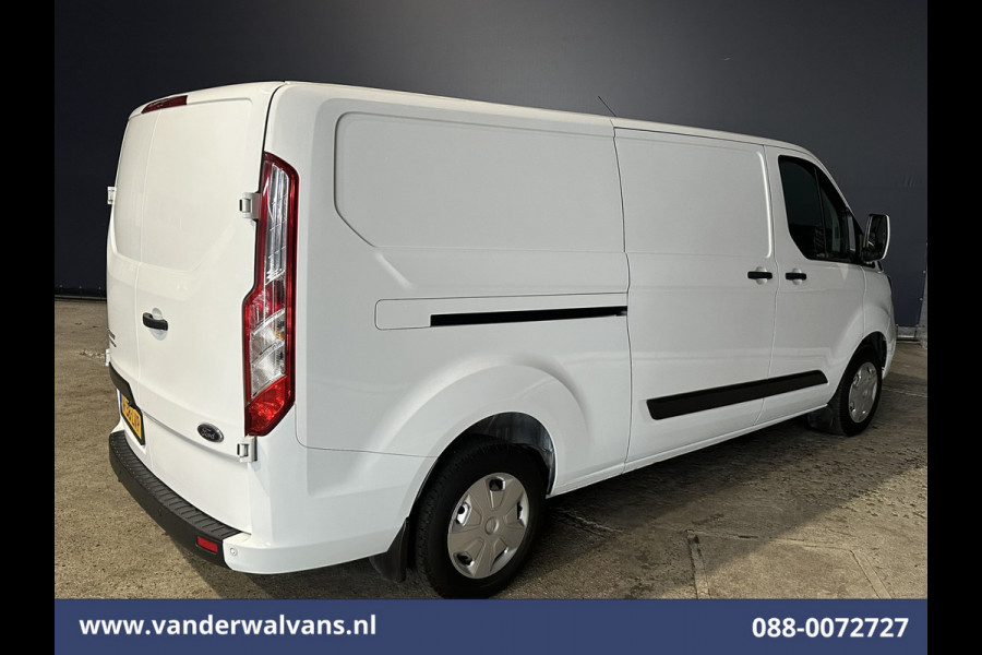Ford Transit Custom 2.0 TDCI L2H1 Euro6 Airco | Navigatie | Camera | LED | Cruisecontrol | Verwarmde voorruit 2800kg trekvermogen, Stoelverwarming, Parkeersensoren, Bijrijdersbank