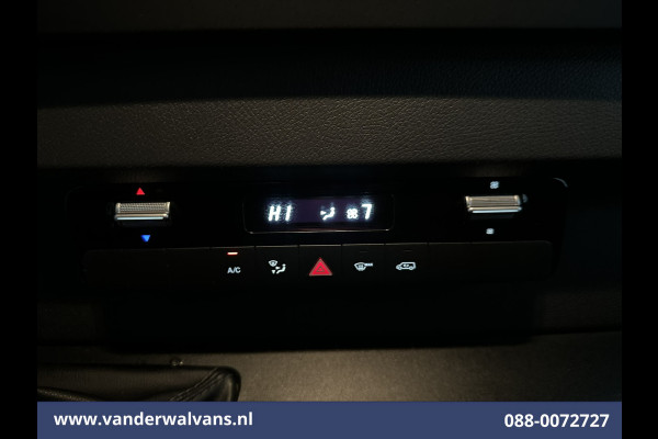 Mercedes-Benz Sprinter 316 CDI 164pk L3H2 Euro6 Airco | 360 graden Camera | Navigatie | Cruisecontrol | Chauffeursstoel Parkeersensoren, Stoelverwarming, Bijrijdersbank