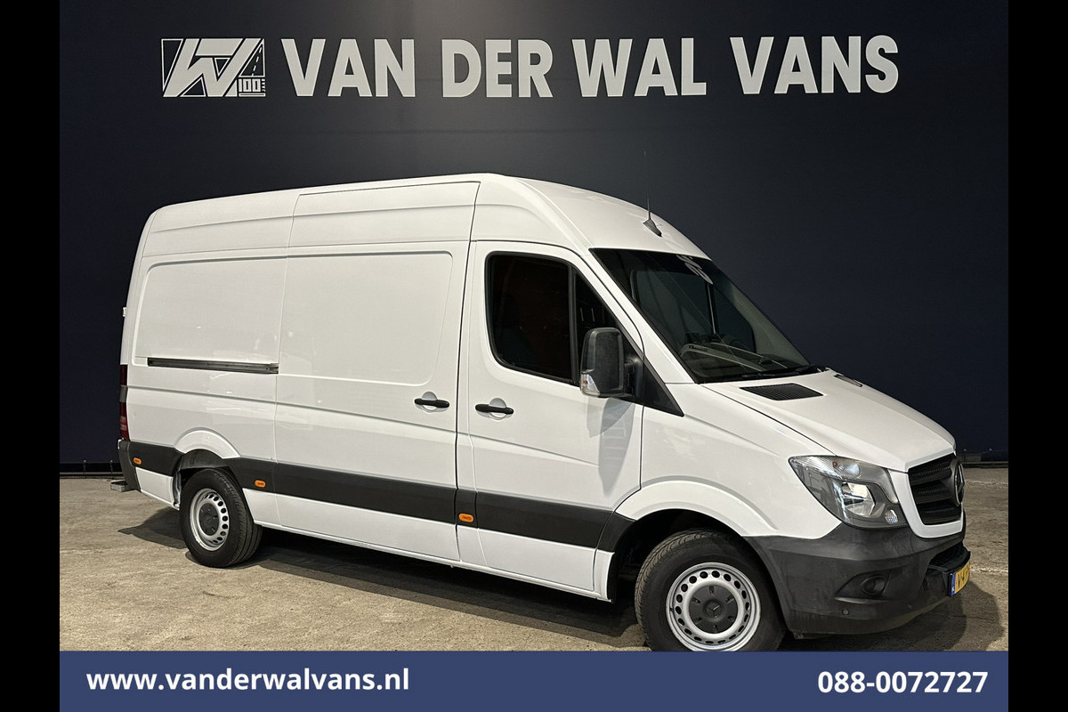 Mercedes-Benz Sprinter 316 CDI 164pk L2H2 Euro6 Airco | 2800kg Trekhaak | Cruisecontrol, Parkeersensoren, Chauffeursstoel Mercedes-Benz Sprinter 316 CDI 164pk L2H2 Euro6 Airco | 2800kg Trekhaak | Cruisecontrol, Parkeersensoren, Chauffeursstoel