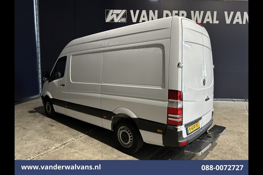 Mercedes-Benz Sprinter 316 CDI 164pk L2H2 Euro6 Airco | 2800kg Trekhaak | Cruisecontrol, Parkeersensoren, Chauffeursstoel