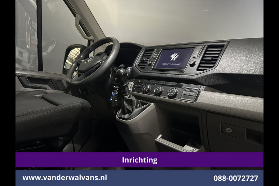 Volkswagen Crafter 2.0 TDI 177pk 3500kg Trekhaak Achterwiel aandrijving L3H3 L2H2 Inrichting Euro6 Airco | Camera | Navigatie | Apple Carplay Android Auto, Cruiscontrol, Chauffeursstoel, Verwarmde Voorruit, Parkeersensoren