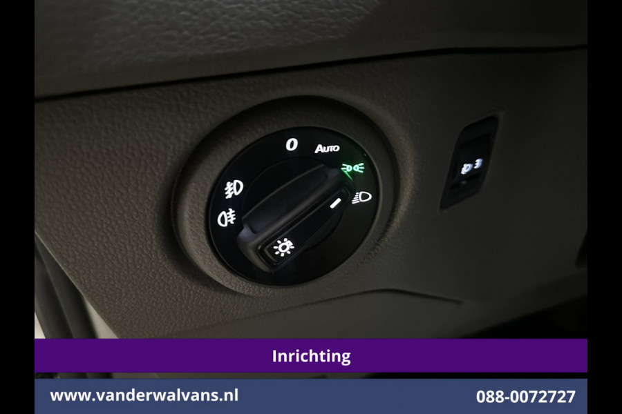 Volkswagen Crafter 2.0 TDI 177pk 3500kg Trekhaak Achterwiel aandrijving L3H3 L2H2 Inrichting Euro6 Airco | Camera | Navigatie | Apple Carplay Android Auto, Cruiscontrol, Chauffeursstoel, Verwarmde Voorruit, Parkeersensoren